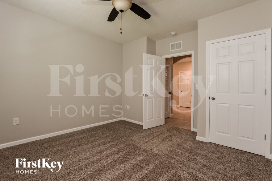 Building Photo - 3738 Loggerhead Ln