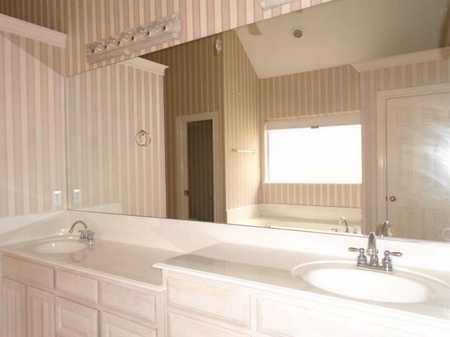 Building Photo - 6905 Vista Ridge Ct