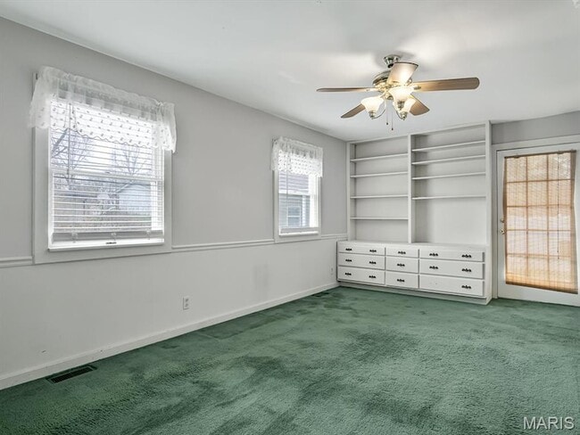 Building Photo - 33 Vanderbilt Pl