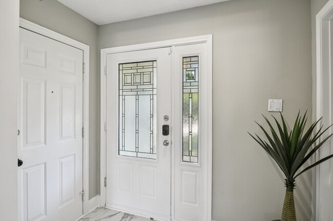 Building Photo - 15642 Pagehurst Dr