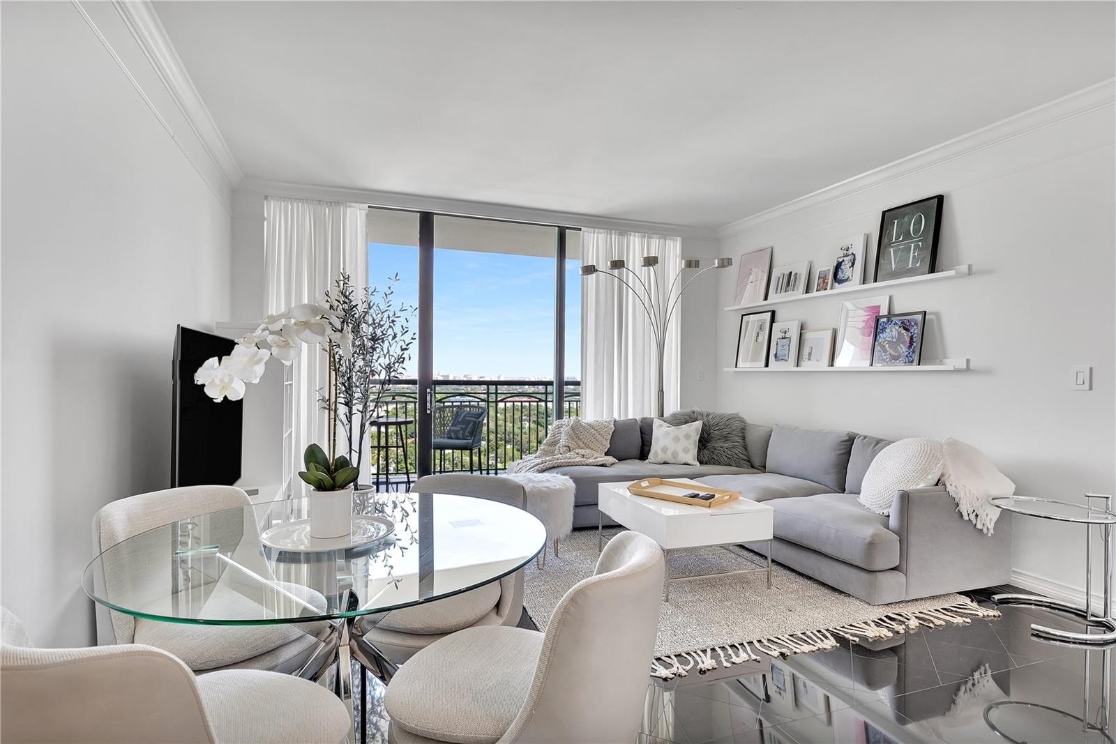 Building Photo - 3350 SW 27th Ave