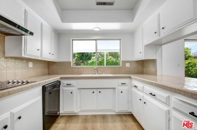 Building Photo - 5655 Ramara Ave