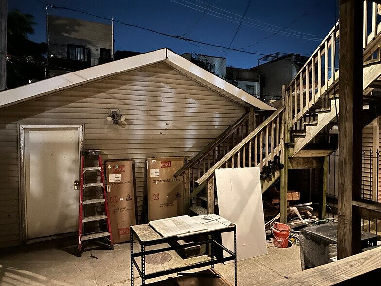 Building Photo - 1307 W Fillmore St