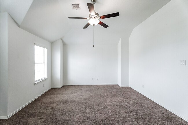 Building Photo - 9011 Beacon Mill Dr