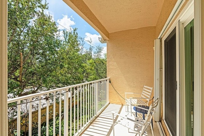 Building Photo - 117 Lighthouse B Cir