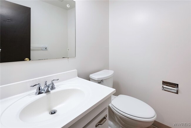 Building Photo - 407 Kaymar Dr