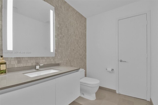 Building Photo - 88 SW 7th St