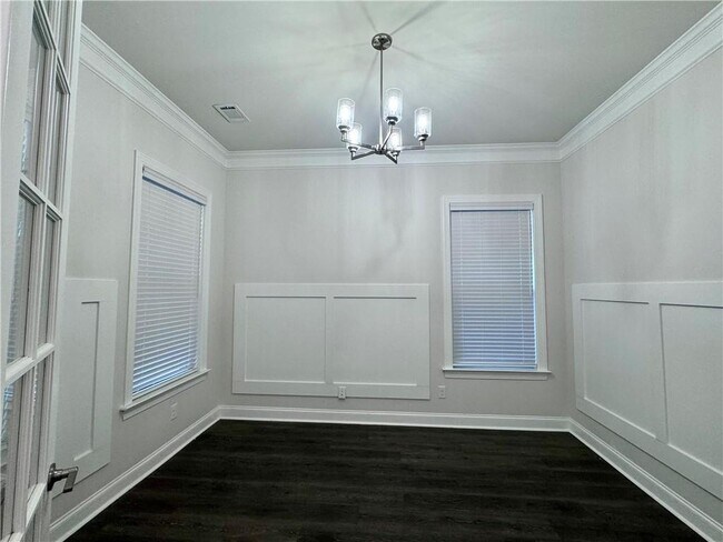 Building Photo - 1055 Penny Ln