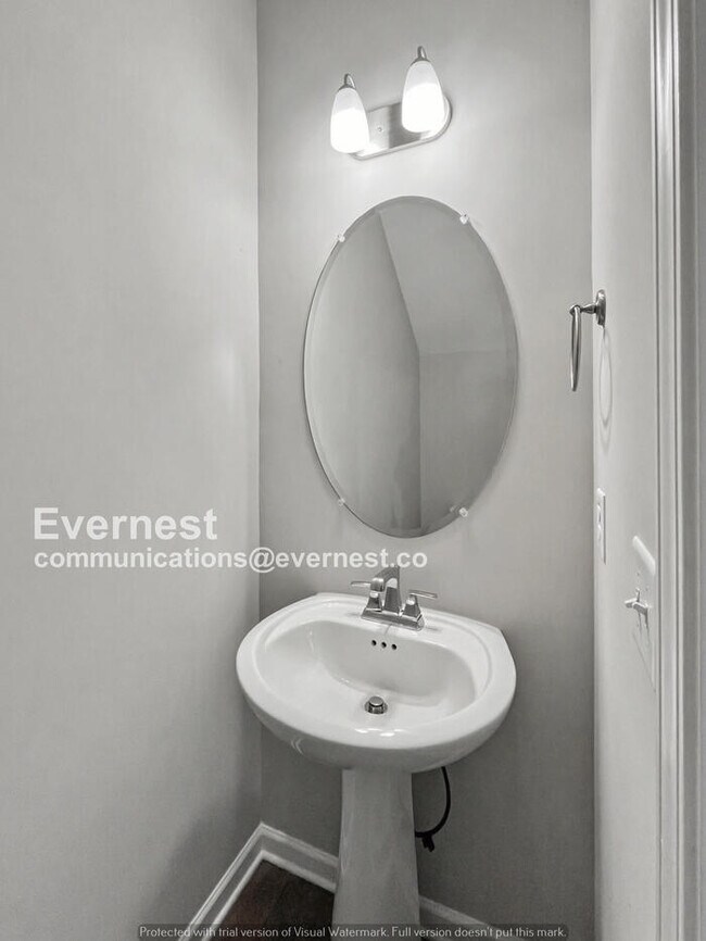 Building Photo - 248 Tara Ct