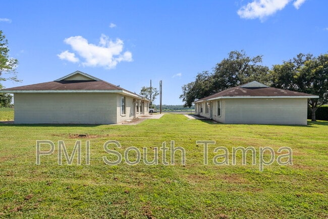 Building Photo - 9948 US-98