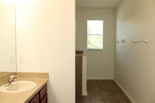 Building Photo - 5024 119th Terrace E