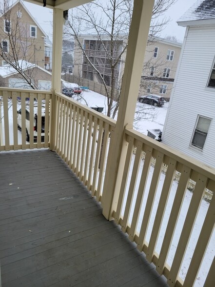 Building Photo - 25 Blucher St