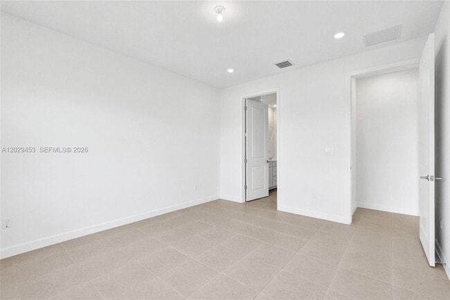 Building Photo - 3766 Harborside Ave