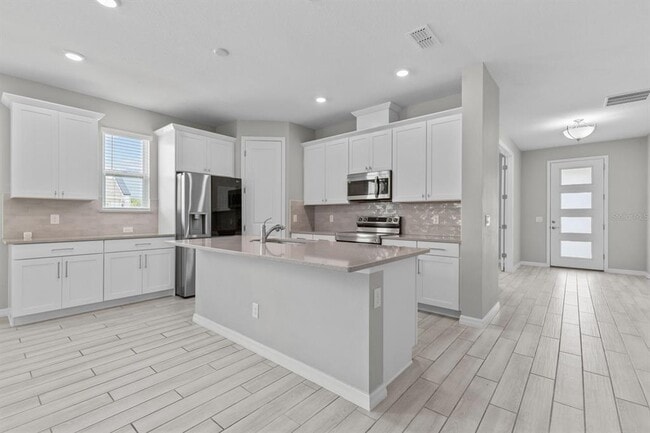 Building Photo - 6544 Barnstorm Wy