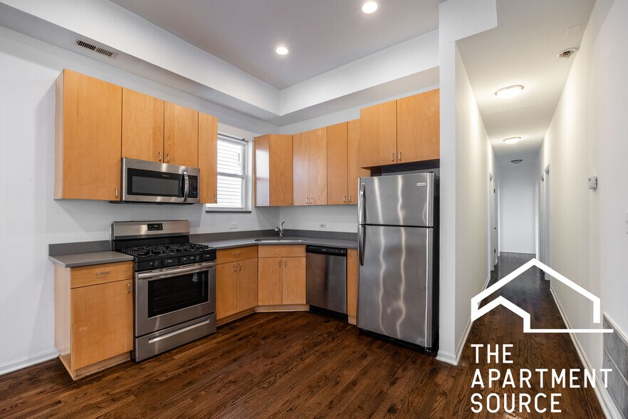 Primary Photo - 2112 N Campbell Ave