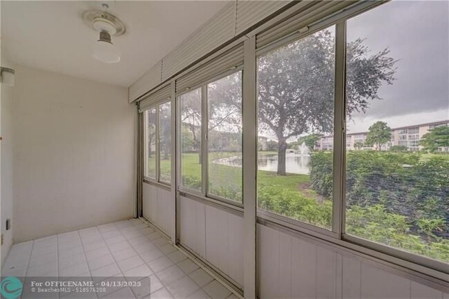 Building Photo - 1704 Andros Isle