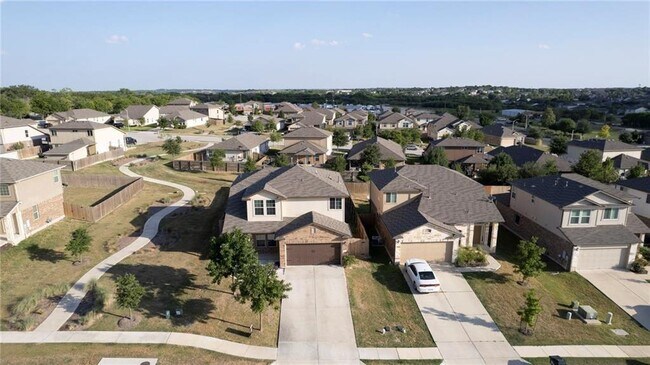 Building Photo - 170 Kingfisher Ln