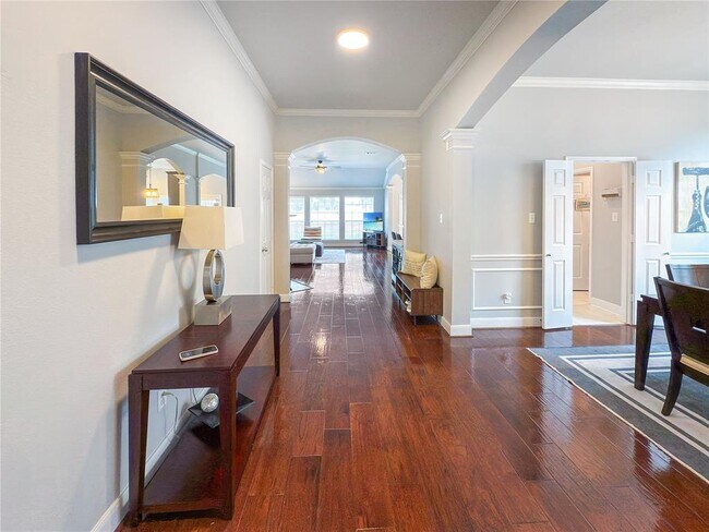 Building Photo - 2516 Spring Landing Dr