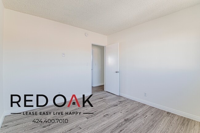 Building Photo - 8123 Langdon Ave