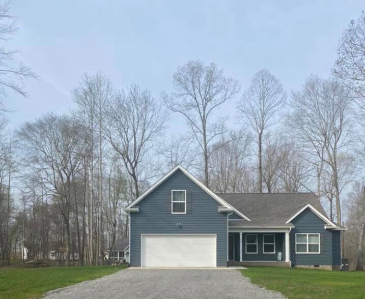 Building Photo - 300 Clancey Ln