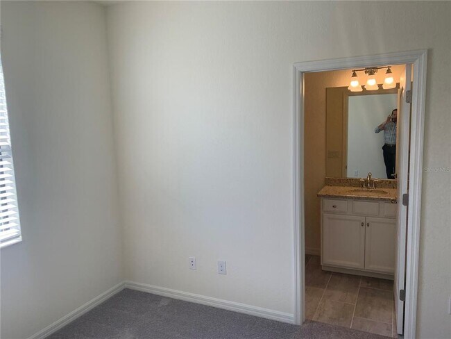 Building Photo - 17212 Blue Rdg Pl
