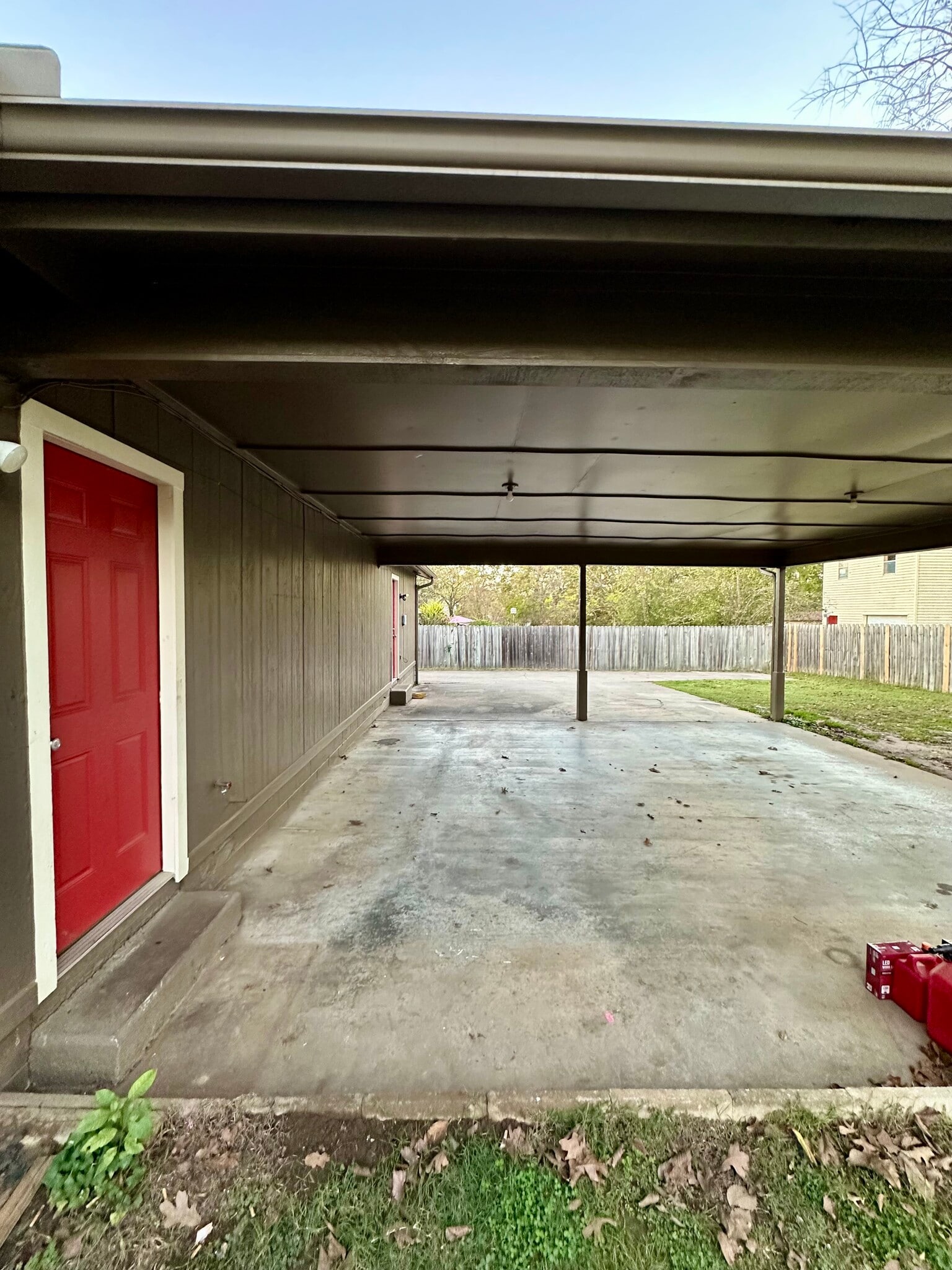 Covered Parking - 500 N 46th St