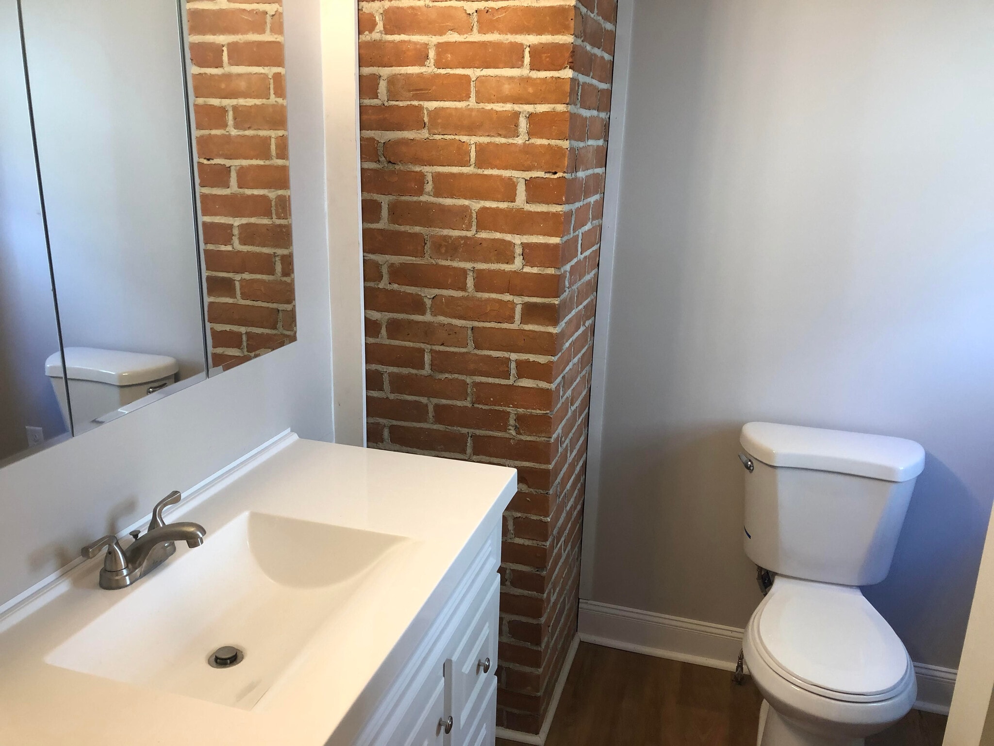 Building Photo - 79 Spruce St