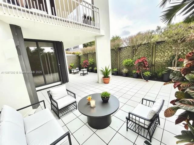 Building Photo - 4000 Towerside Terrace