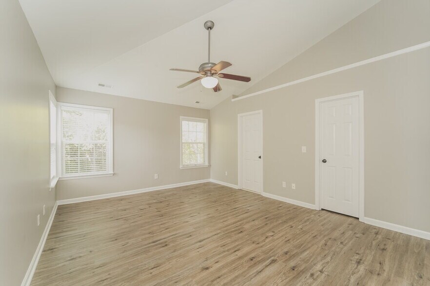 Building Photo - 9602 Cockerham Ln