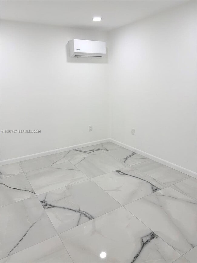 Building Photo - 13065 SW 263rd Terrace