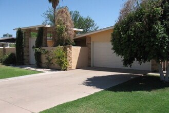 Building Photo - ASU Rooms for Rent – All Utilities Include...