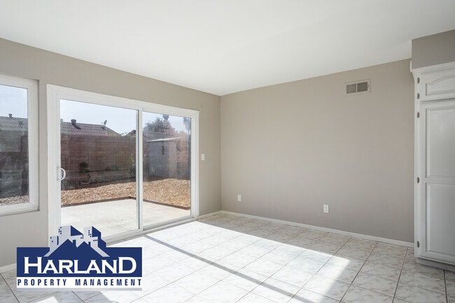 Building Photo - 8547 Aquarius Dr