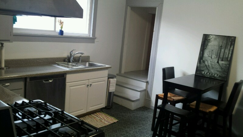 Building Photo - 288 E 1st St