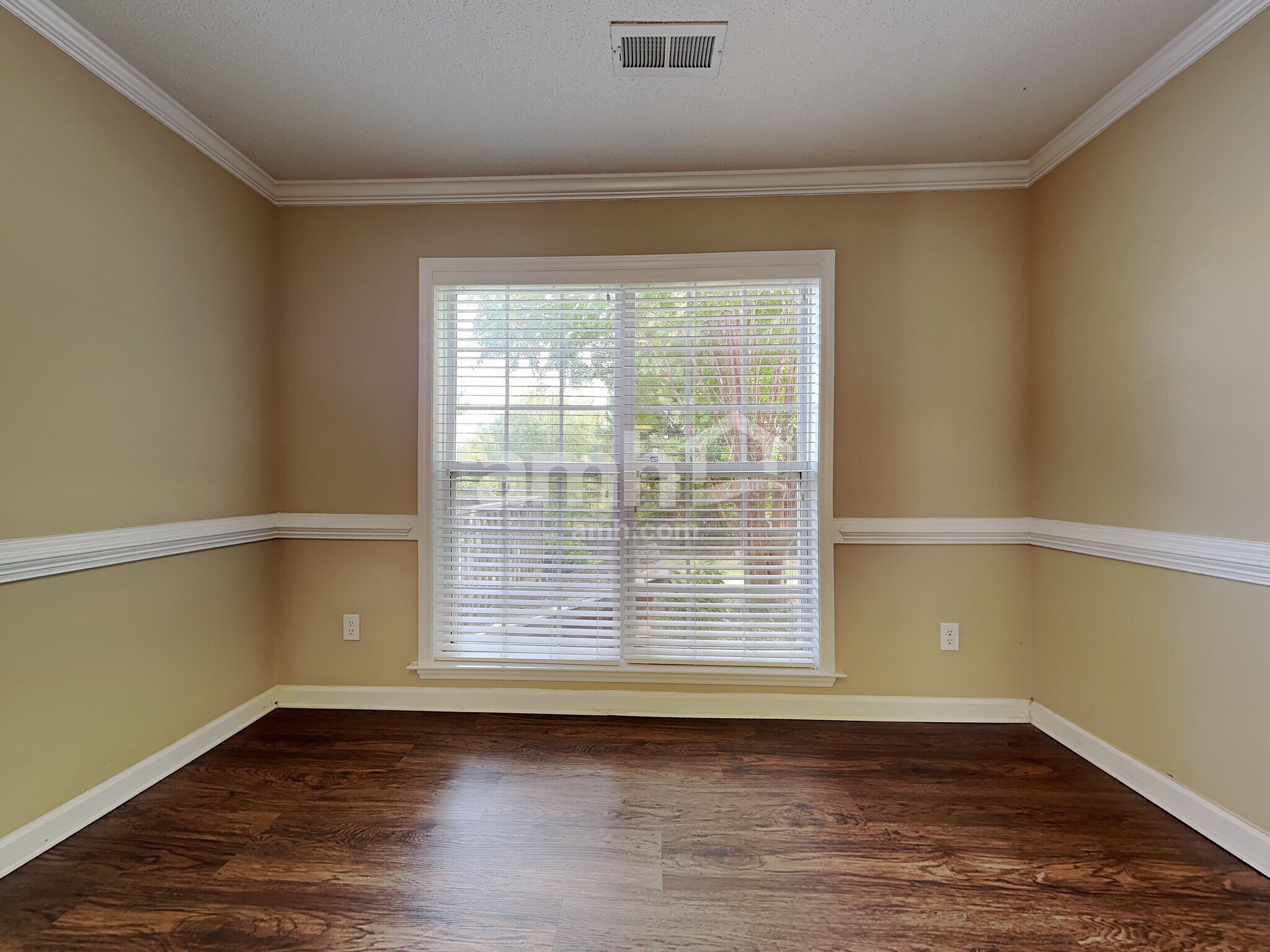 Building Photo - 4465 Greenfield Way Dr