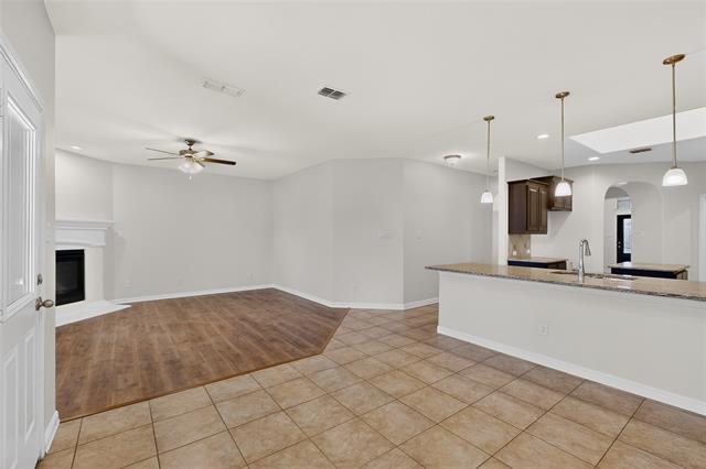 Building Photo - 2524 Red Draw Rd