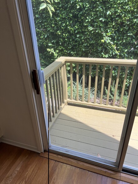 Building Photo - 8925 Keith Ave