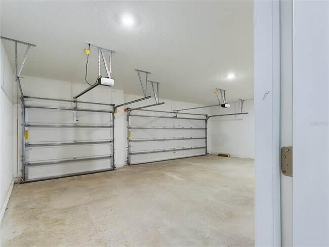 Building Photo - 6897 SW 87th St