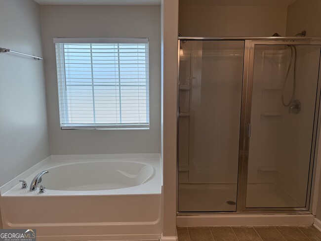 Building Photo - 122 Brooklet Cir