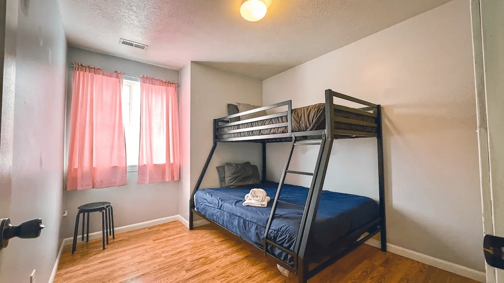 Building Photo - 14380 Henry Day Rd