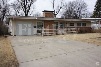 Building Photo - 445 Ridge Dr