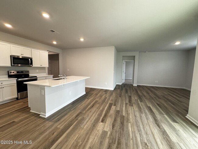 Building Photo - 2084 Willowleaf Dr