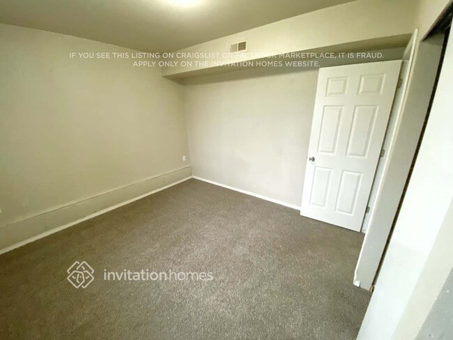 Building Photo - 5069 37th St NE