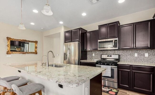 Building Photo - 41007 W Portis Dr