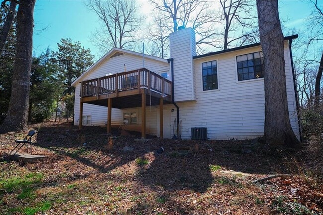 Building Photo - 5201 Sunset Trail