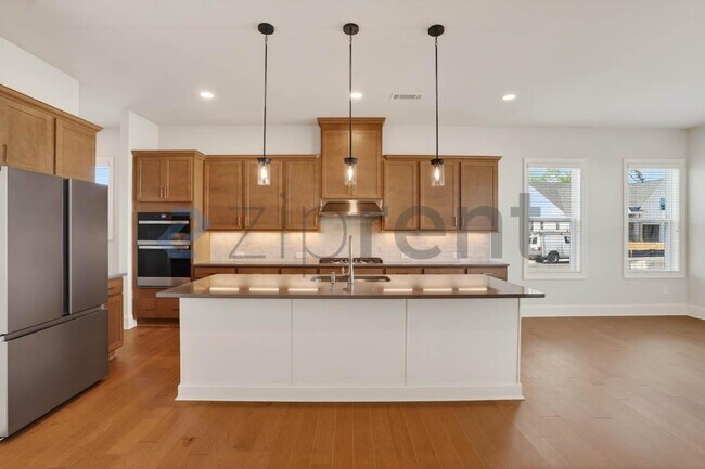 Building Photo - 6510 Wallace Farms Dr