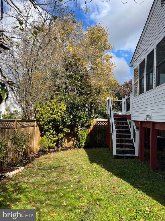 Building Photo - 2313 Westport Ln