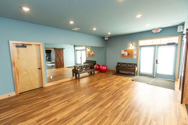 Building Photo - 251 Bayberry Cir