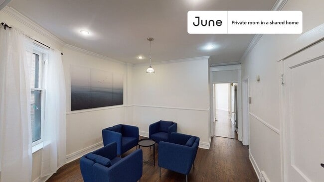 Building Photo - 2430 N Spaulding Ave