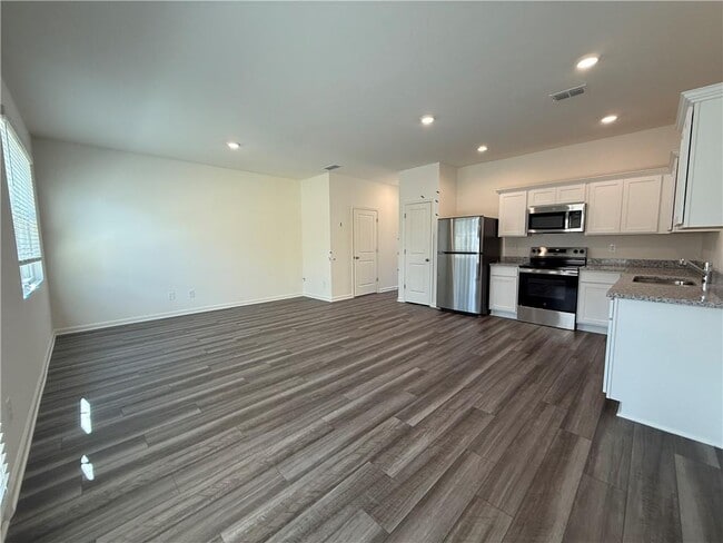 Building Photo - 3519 Condor Ct