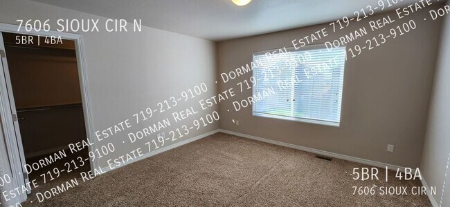 Building Photo - 7606 N Sioux Cir
